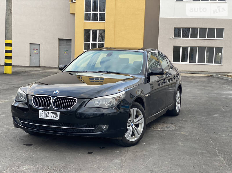 Седан BMW 5 Series 2009 в Ровно