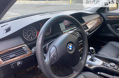 Седан BMW 5 Series 2009 в Ровно