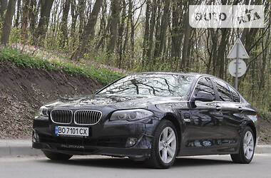 Седан BMW 5 Series 2011 в Тернополе