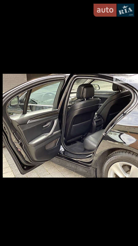 Седан BMW 5 Series 2011 в Івано-Франківську