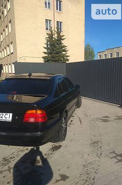 Седан BMW 5 Series 2000 в Тернополе