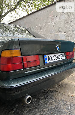 Седан BMW 5 Series 1990 в Харькове