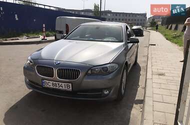 Седан BMW 5 Series 2013 в 