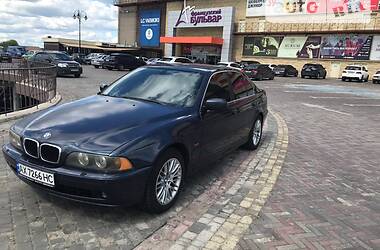 Седан BMW 5 Series 2002 в Харькове