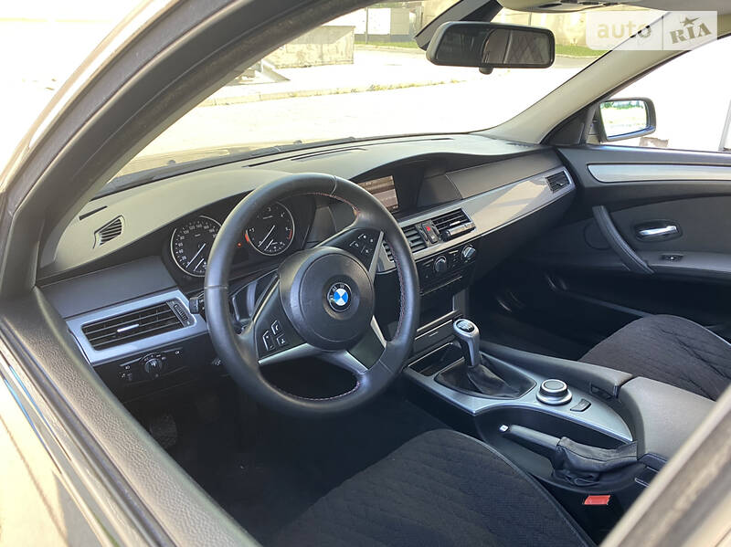 Седан BMW 5 Series 2008 в Львові