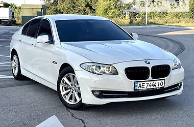 Седан BMW 5 Series 2010 в Дніпрі