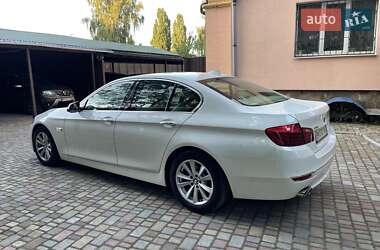 Седан BMW 5 Series 2016 в Ромнах