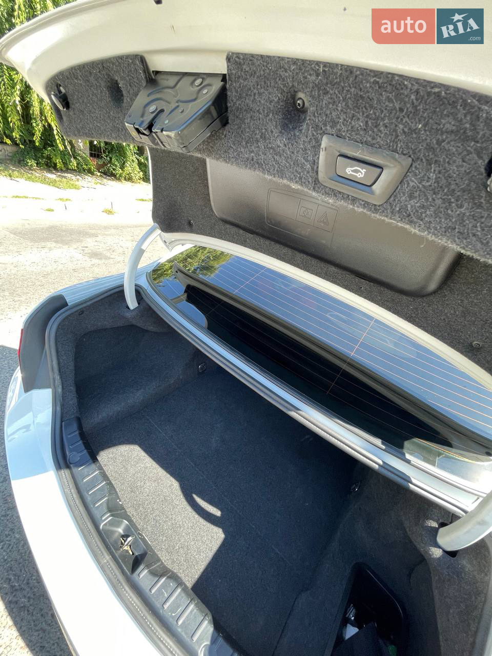 2013 BMW 5er - мініатюра 11