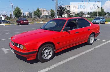 Седан BMW 5 Series 1991 в Петропавловской Борщаговке