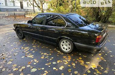 Седан BMW 5 Series 1990 в Нежине