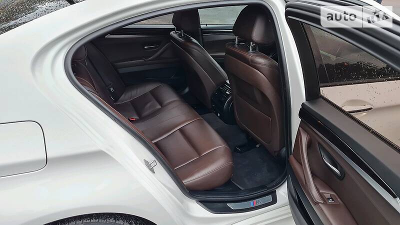 Седан BMW 5 Series 2014 в Ковелі