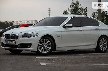 Седан BMW 5 Series 2016 в Киеве