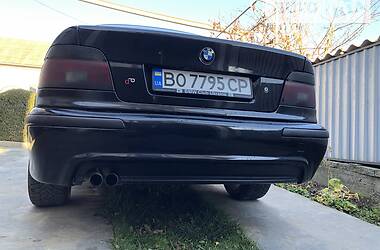 Седан BMW 5 Series 1998 в Чернівцях