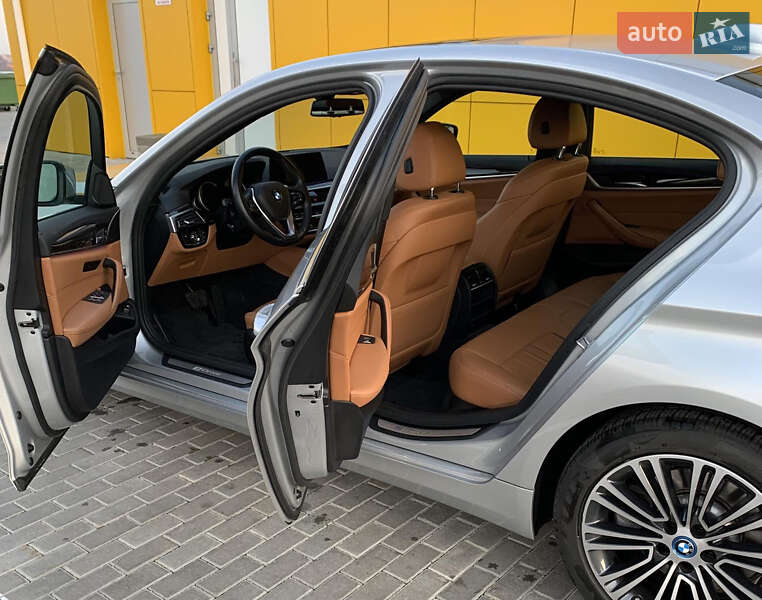 Седан BMW 5 Series 2018 в Ровно фото 25 Седан BMW 5 Series 2018 в Ровно