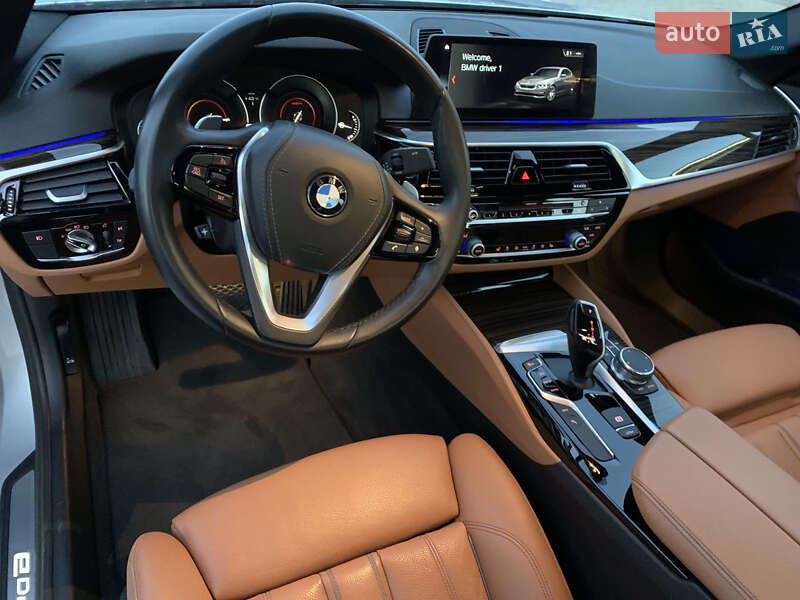 Седан BMW 5 Series 2018 в Ровно фото 37 Седан BMW 5 Series 2018 в Ровно
