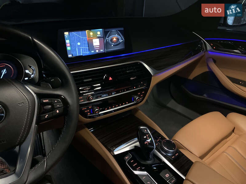 Седан BMW 5 Series 2018 в Ровно фото 41 Седан BMW 5 Series 2018 в Ровно