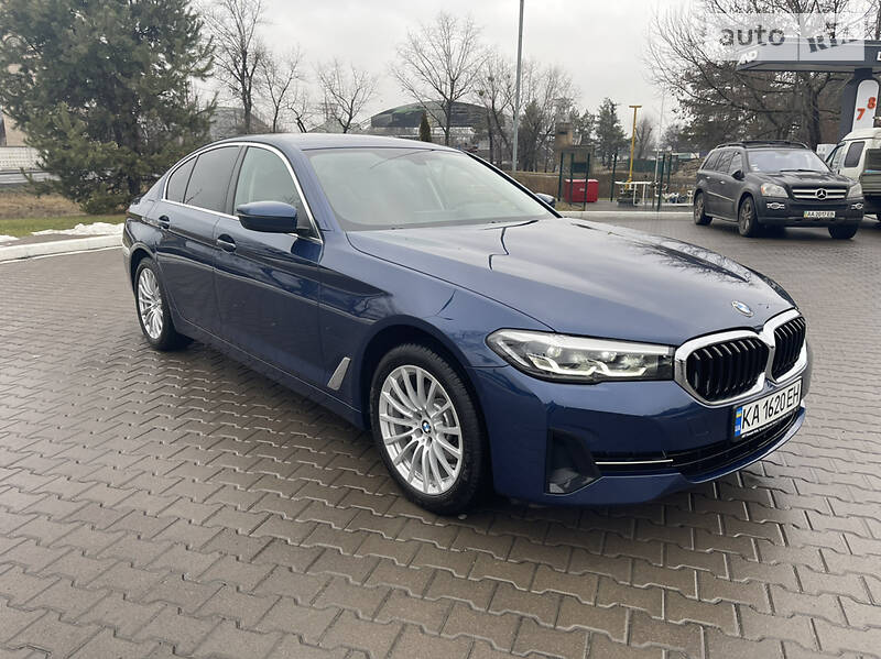 Внедорожник / Кроссовер BMW 5 Series 2021 в Киеве