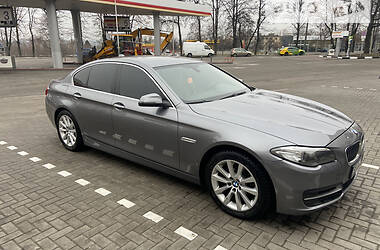 Седан BMW 5 Series 2014 в Львові