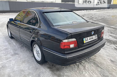 Седан BMW 5 Series 1998 в Киеве