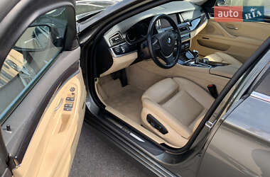Седан BMW 5 Series 2015 в 