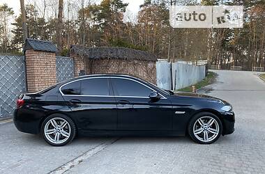 Седан BMW 5 Series 2014 в Львове