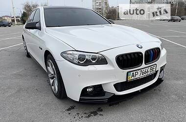 Седан BMW 5 Series 2016 в Запорожье