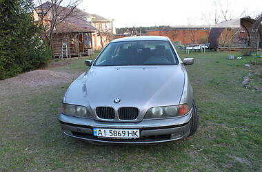 Седан BMW 5 Series 1998 в Киеве