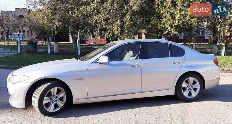 Седан BMW 5 Series 2012 в Дрогобичі