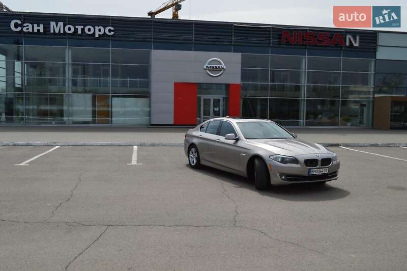 Седан BMW 5 Series 2012 в Полтаві