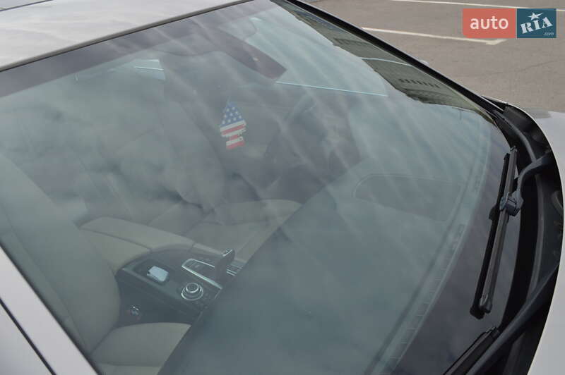 Седан BMW 5 Series 2012 в Полтаві
