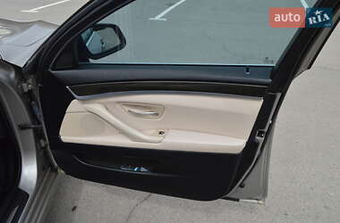 Седан BMW 5 Series 2012 в 