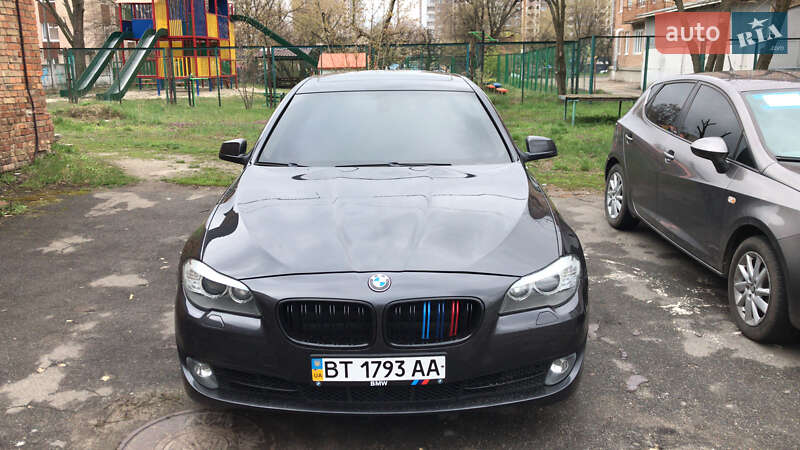 Седан BMW 5 Series 2012 в Києві фото 33 Седан BMW 5 Series 2012 в Києві