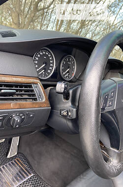 Седан BMW 5 Series 2005 в 