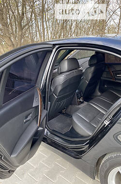 Седан BMW 5 Series 2005 в 