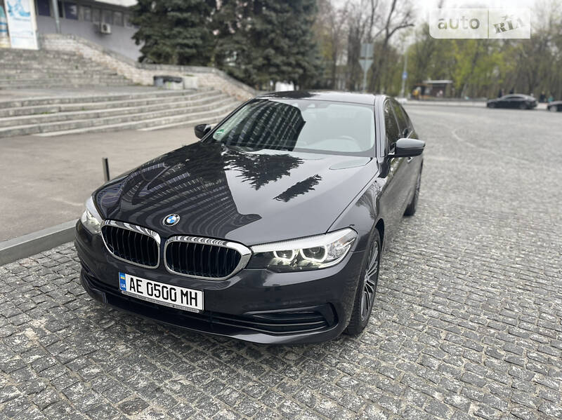 Седан BMW 5 Series 2018 в Днепре