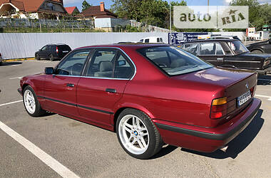 Седан BMW 5 Series 1991 в Ужгороде