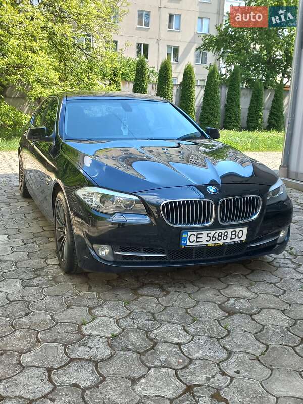 Седан BMW 5 Series 2011 в Чернівцях