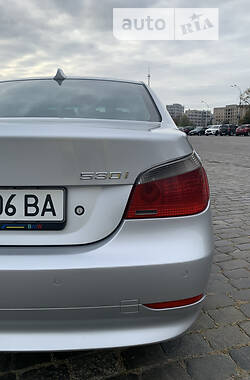 Седан BMW 5 Series 2004 в Славуті