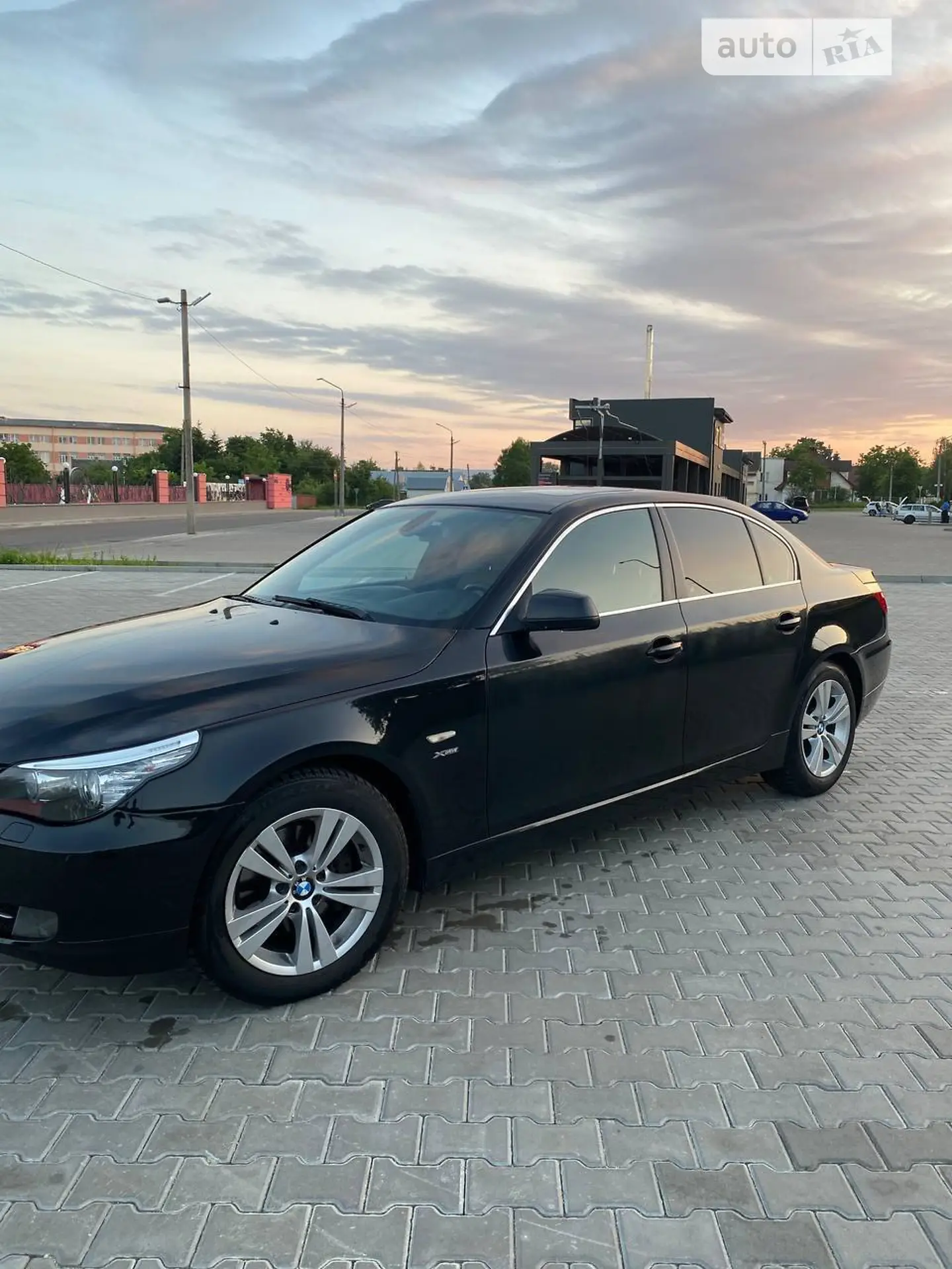2010 BMW 5er - мініатюра 3