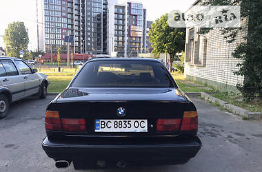 Седан BMW 5 Series 1990 в Львове