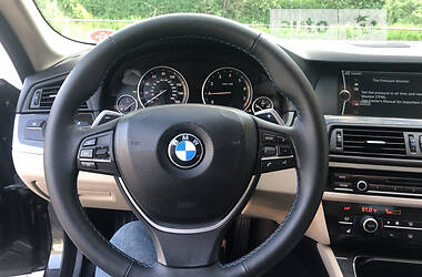 Седан BMW 5 Series 2011 в Львове