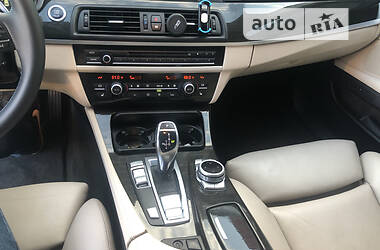 Седан BMW 5 Series 2011 в Львове