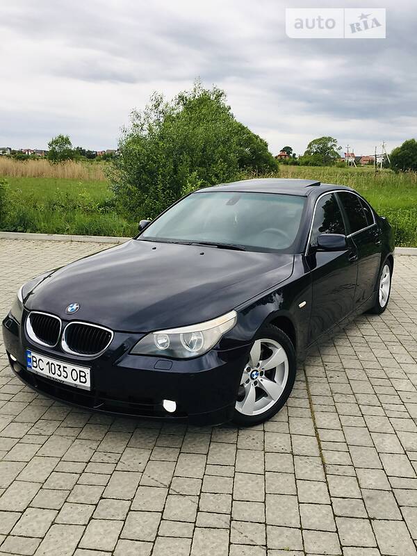Седан BMW 5 Series 2004 в Львове