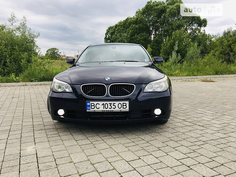 Седан BMW 5 Series 2004 в Львове