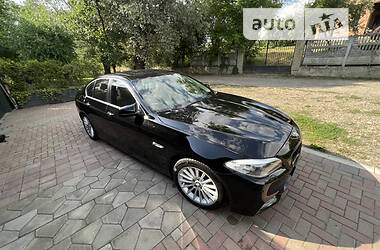 Седан BMW 5 Series 2011 в Черновцах