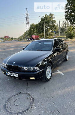 Седан BMW 5 Series 1999 в Николаеве