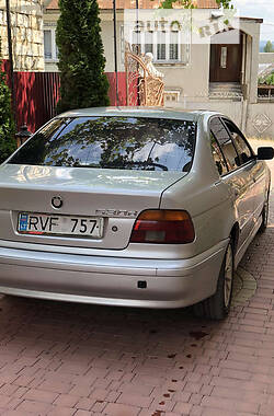 Седан BMW 5 Series 2002 в Тячеве