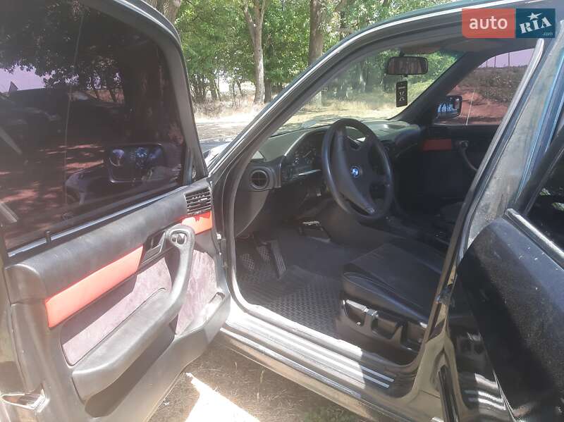 Седан BMW 5 Series 1990 в Новой Одессе фото 18 Седан BMW 5 Series 1990 в Новой Одессе