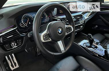 Седан BMW 5 Series 2018 в Ужгороде