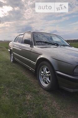 Седан BMW 5 Series 1988 в Білопіллі